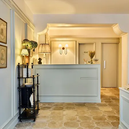Hotel Maison Monceau Parigi