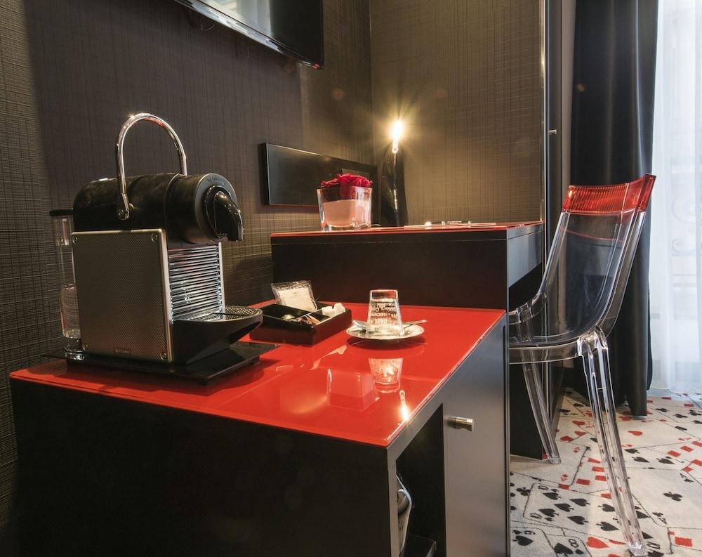 Splendor Elysées Hotel Parigi