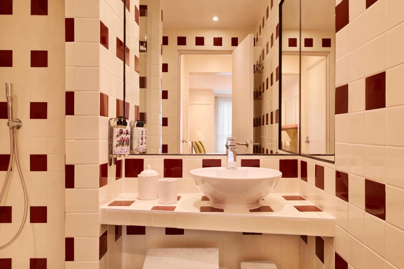 Hotel Splendor Elysées Parigi